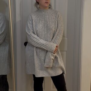 Ava & Viv Light Gray Knit Tunic Sweater